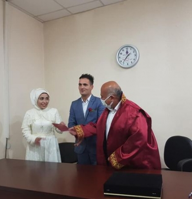 Belediye Başkanımız Ekrem Ünlü, Zeynep ve Birhan çiftinin nikah akitlerini gerçekleştirdi.